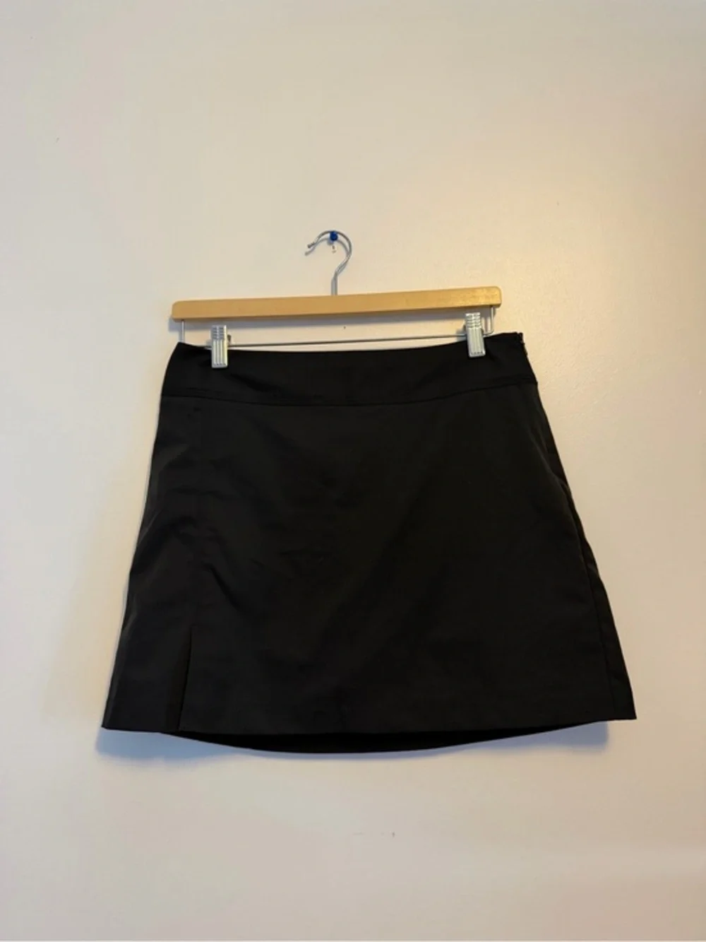 Adidas ClimaCool Black 3-Stripe Golf Tennis Athletic Skort Skirt Size 4